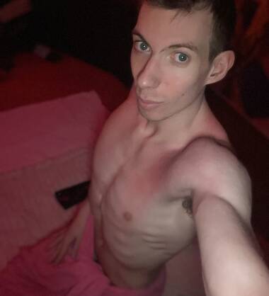 YOUR FAVOURITE CUMSLUT💦