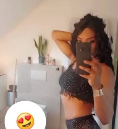 Jenifer TS hot