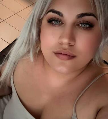 Sara cute ready for a fun GFE XX