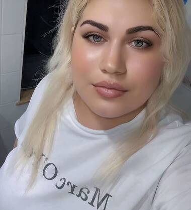 Sara cute ready for a fun GFE XX