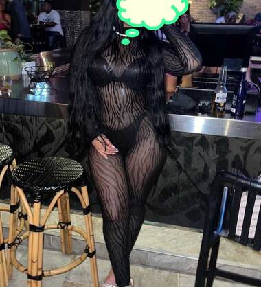 Dina sexy