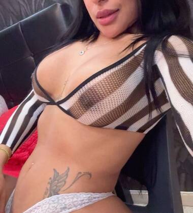 Angela Colombiana