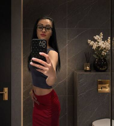Lola  New