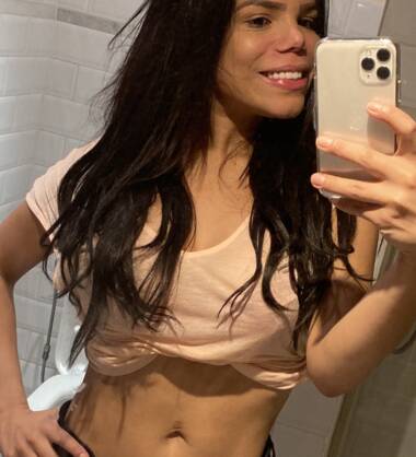 Leah Lon