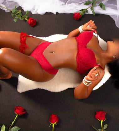 Hot Barbara. Sweet Chocolate - l