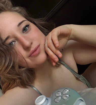 Mylah (live sexting)