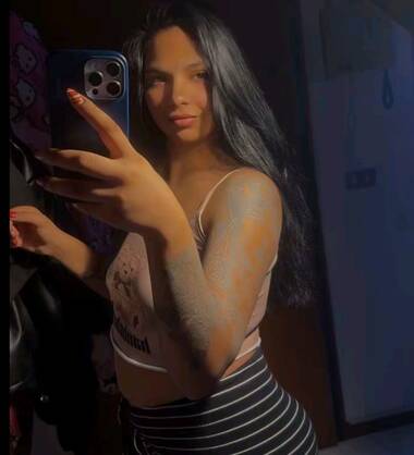 PARTY  Emmaaa