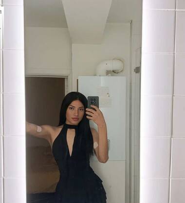 KENDALL XIMENA