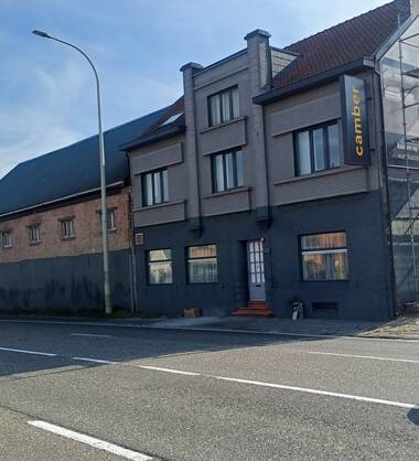 Rooms !!! Whassapp +32475651888