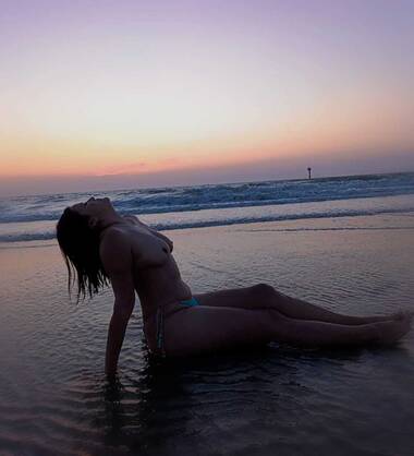 ROMINA HOT