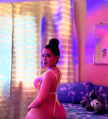 STAYSI  BEAUTIFUL QUEEN LATINA