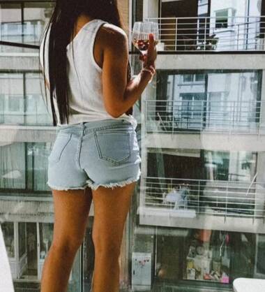 Mia