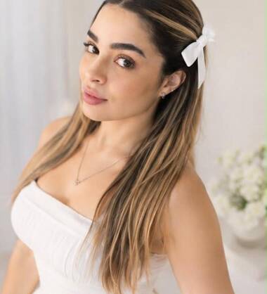 ANNA BELLE