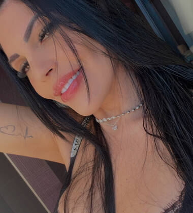 Mia