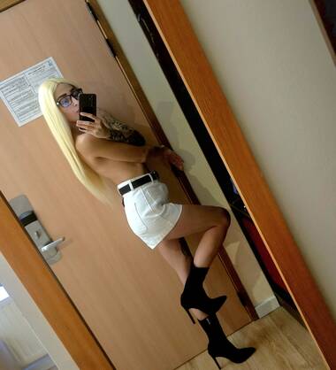 FULL SERVICE REAL SKINNY 100% REAL