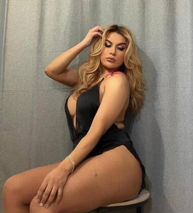 Pamela hot