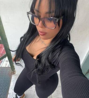 VALENTINA HOT