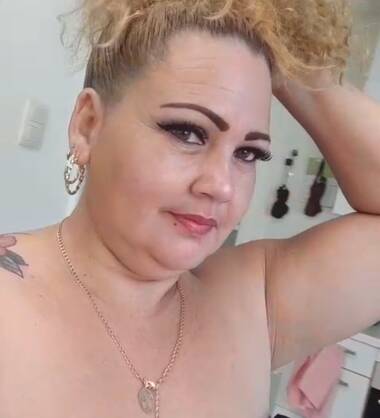 Kelly Sexy Cuban