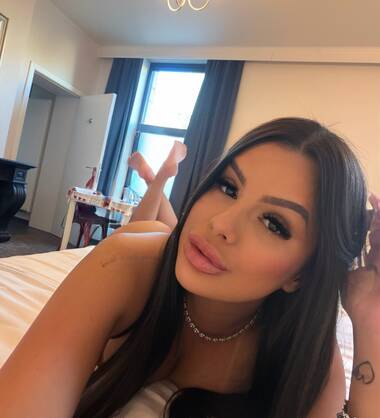 Hot Girl