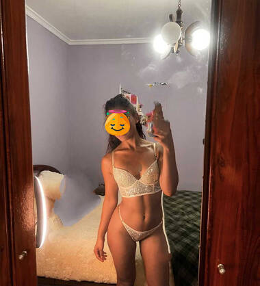 Ana, a young woman new in town