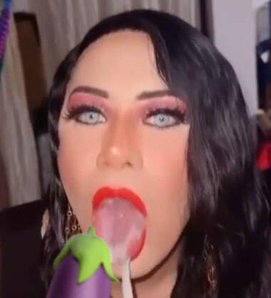 Mia
