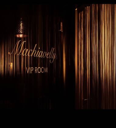 7/7 Machiavelly Salon & Lounge