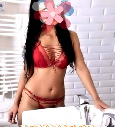 **  J E N N I F E R  **