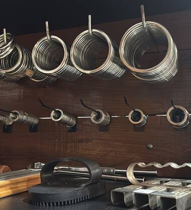 Le voisin pervers est de retour