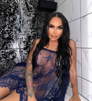 MOMMY HONEY