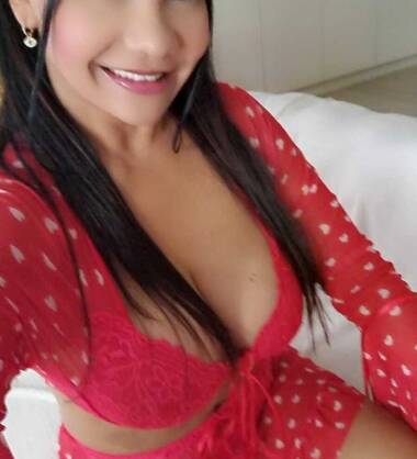 NINA BRASIL