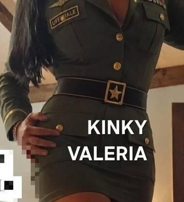 KINKY VALERIA ,DEEPTHROAT  SPECIALIST