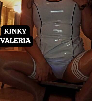 KINKY VALERIA ,DEEPTHROAT  SPECIALIST