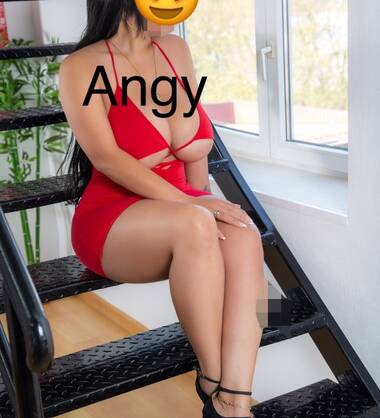 Angy beautiful latina