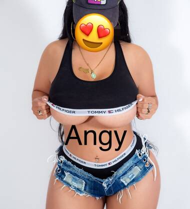 Angy beautiful latina