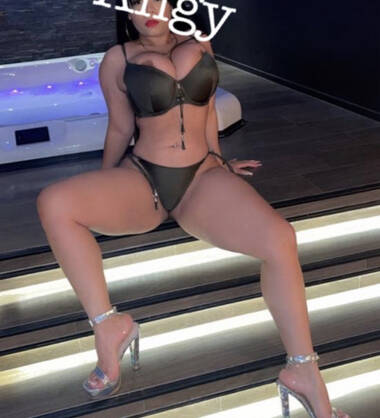 Angy beautiful latina