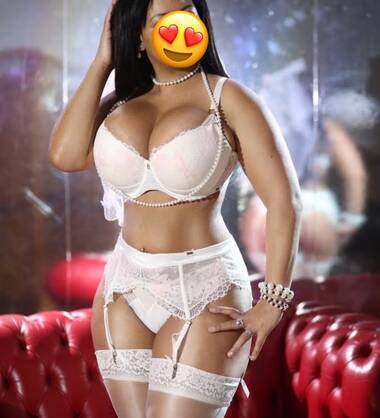 Angy beautiful latina