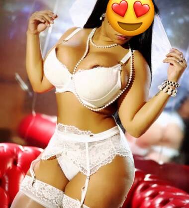 Angy beautiful latina