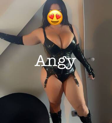 Angy beautiful latina