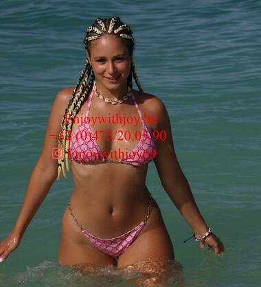 EnjoyWithjoy69 Dreaming of love.