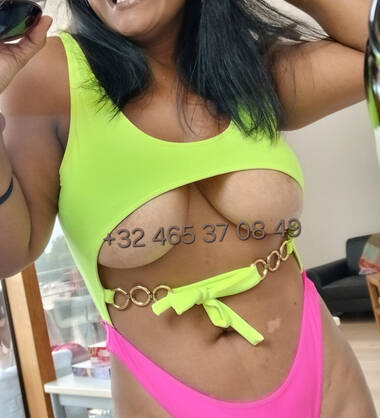 Karina Brésil