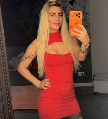 LAURA SENSUAL TREMELO