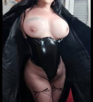 Valentina Hot