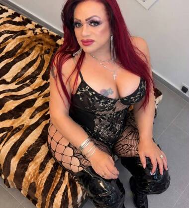 Valentina Hot