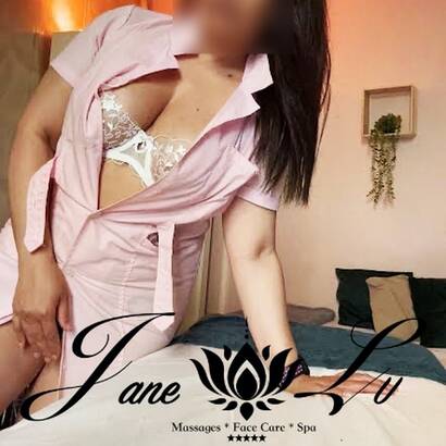 Relax Massages With Happy End