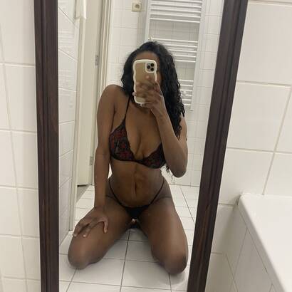 Hot Kim