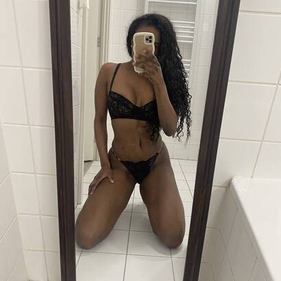 Hot Kim