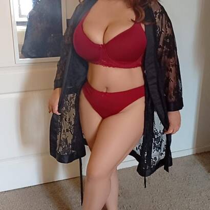 Isabela big boobs natural ,