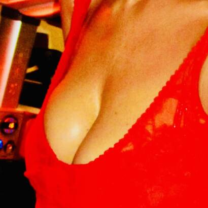 Veronique,met naturelle 90-D!