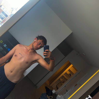 payboy € antwerpen host/travel