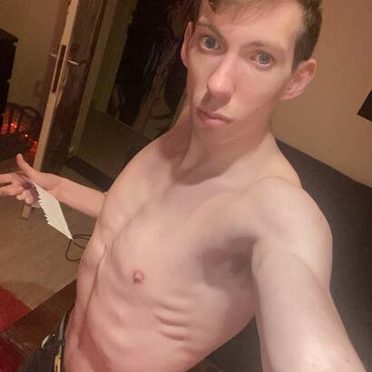 YOUR FAVOURITE CUMSLUT💦